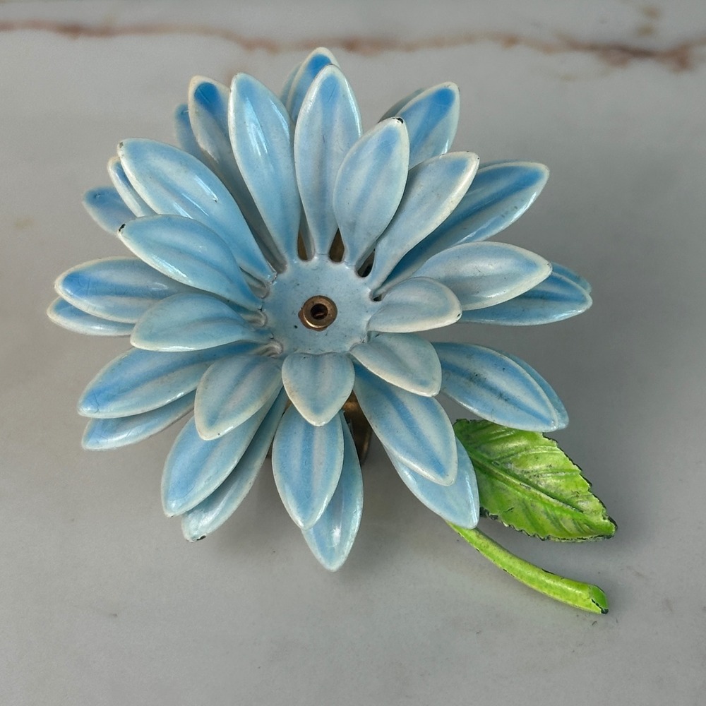 Vintage Enamel Flower Brooch Pin Light Blue Daisy Floral Retro Statement Jewelry